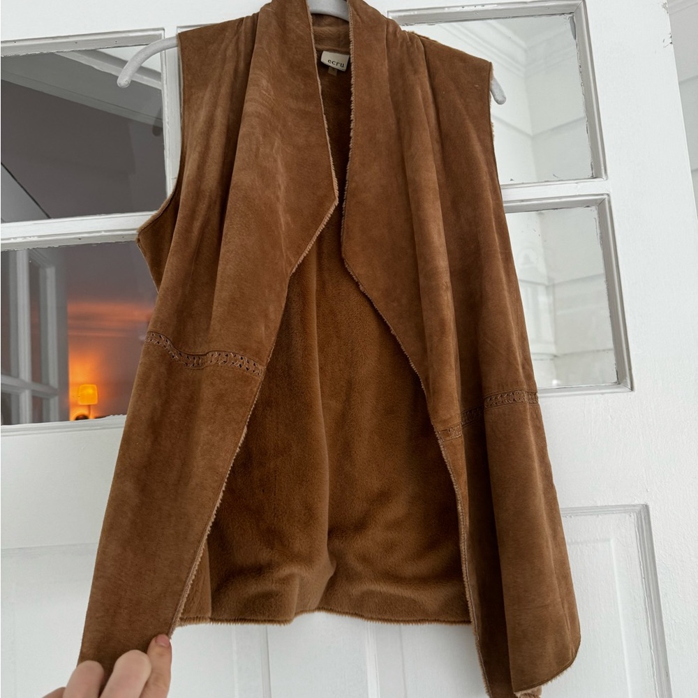 Camel / faux fur lined ECRU vest S